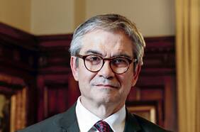 Banco Central explica por qué no hay una burbuja inmobiliaria en Chile y afirma que hace cerca de un año se detuvo la compra de viviendas para arriendo