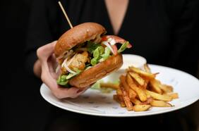 Fé Restorán: cocina travesti e internacional con un almuerzo de lujo por $ 14.000