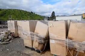 Operativo en fábrica clandestina de cigarros en Villa Alemana: incautan máquina y 1.200 kilos de tabaco