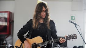 Colombina Parra repasa su historia y sus éxitos en Viernes de Culto