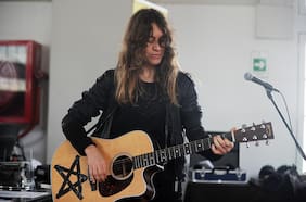 Colombina Parra repasa su historia y sus éxitos en Viernes de Culto