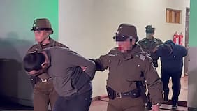 Persecución policial termina con dos detenidos tras intento de homicidio contra carabineros en Peñalolén