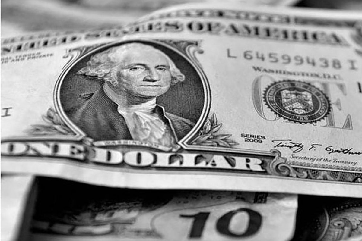 El dólar cae luego de seis jornadas seguidas al alza