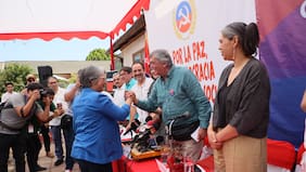 La procesión del PC por Jara: comisión política busca cita para abordar su permanencia en el partido