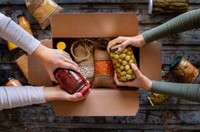 12 productos envasados que te ahorrarán tiempo y energía en la cocina
