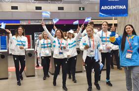 Primer hito del Metro de Santiago cumple 55 años en medio de reconocimiento de deportistas de los Panamericanos