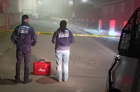 Ataque armado contra bus de barristas de Colo Colo en San Antonio deja cinco heridos: uno está en riesgo vital