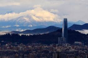 “Falla San Ramón no descarga energía hace 8.000 años”: plano regulador de Santiago prohibirá construir sobre ella