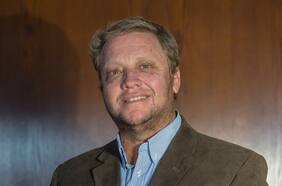 Fallece Javier Álvarez-Salamanca (UDI), concejal de San Clemente y hermano de gobernador regional del Maule