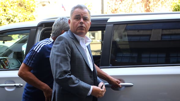 Almuerzo, grupo de WhatsApp y telefonazos: los movimientos secretos de los clubes para sacar a Jorge Yunge de la ANFP