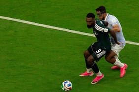 Bielsa no puede festejar en su regreso al Mundial: Arabia Saudita le arranca un amargo empate a Uruguay en su estreno