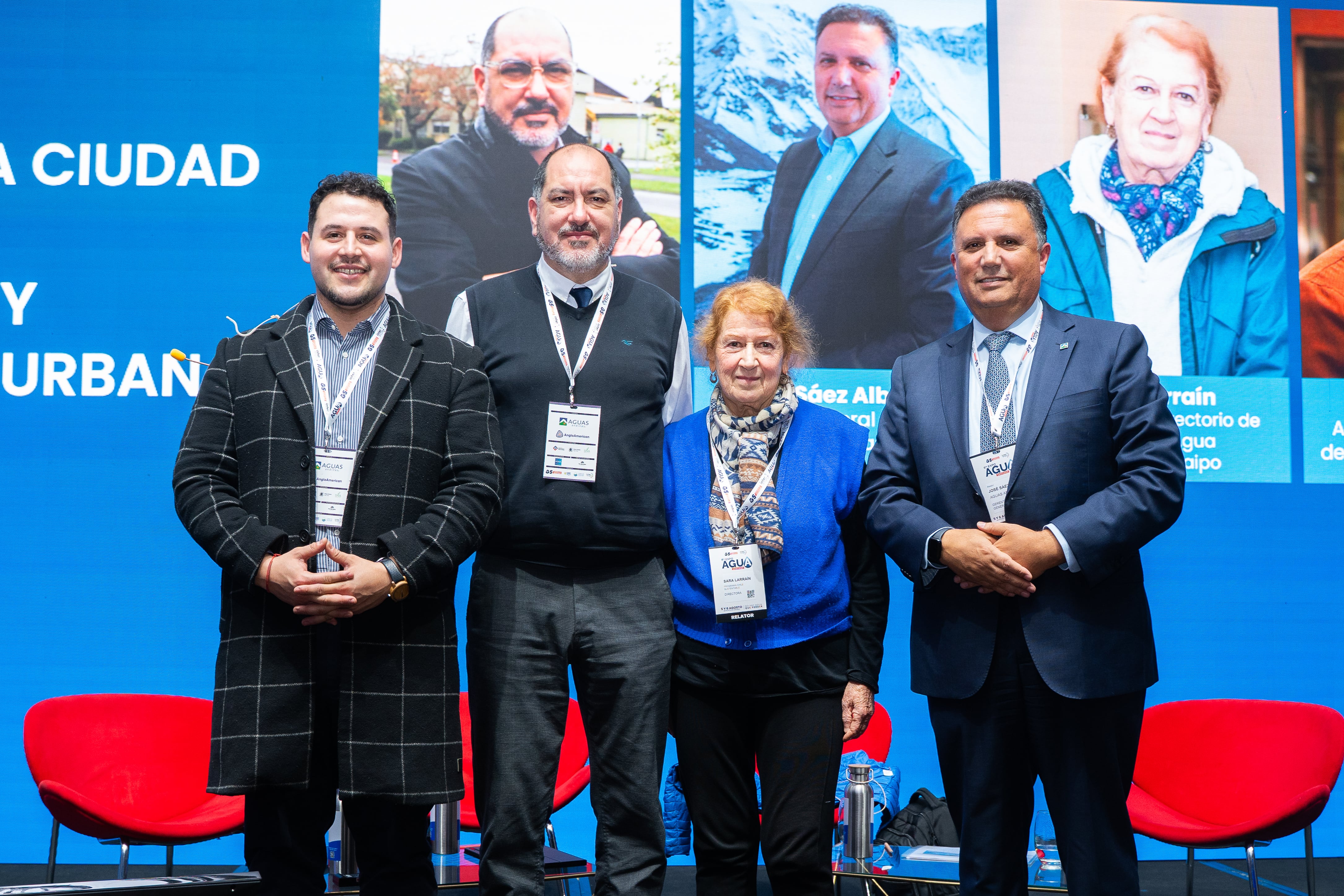 Manuel Gallardo, administrador regional Gobierno de Santiago; Raúl Escárate Peters, jefe DIPLADE Biobío; Sara Larraín, miembro Directorio Fondo de Agua Santiago-Maipo y José Sáez Albornoz, gerente general Aguas Andinas.