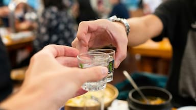 Esto es lo que el alcohol le hace a cada parte de tu cuerpo, según la ciencia