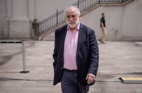 Montes adelanta que cifra de viviendas afectadas por incendios oscila entre 3.000 y 5.000, pero insta a esperar reporte de Cogrid