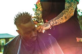 El barbero de la calle