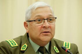 Fiscalía pide formalizar a general director de Carabineros por responsabilidad de mando en el estallido social