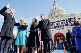 Biden asume y promete unir a un país dividido