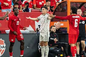 Polémica en el amistoso ante Canadá: revisa las expulsiones de Lucas Cepeda y Gabriel Suazo que dejan con nueve a la Roja