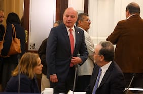 Ministro Quiroz da señales de calma al Mindep por el Presupuesto 2027: “Deporte no baja, le digo altiro”