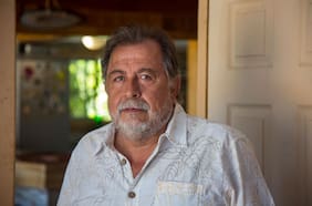 Lío de platas y robos en ministerios: el sigiloso rol de Juan Carvajal en el nuevo comité de crisis de La Moneda