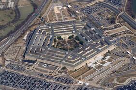 El FBI detiene al presunto responsable de las filtraciones de archivos secretos del Pentágono