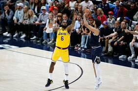 Denver Nuggets se impone a Lakers y viaja a California con ventaja de 2-0 en la final de la Conferencia Oeste de la NBA