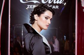 Enzo Ferrada: la voz que este miércoles 25 dará vida a la obertura del Festival de Viña