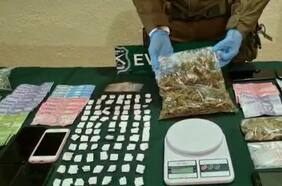 Carabineros desbarata banda de extranjeros dedicada al narcotráfico en Santiago: se incautó droga y munición de guerra