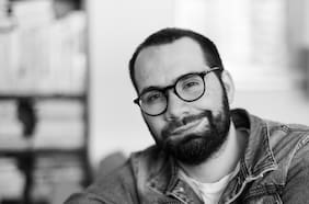 Nicolás Copano presenta una guía para entender la inteligencia artificial