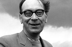 Philip Larkin: el rescate de los versos cruzados por destellos de luz