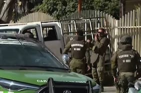 Estudiante de 16 años muere apuñalado al exterior de su liceo en San Bernardo