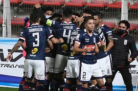 Vidangossy le pone otro palo a la hoguera de Poyet y la UC