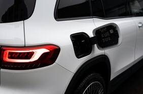 Tu próximo auto: ¿híbrido enchufable o 100% eléctrico?