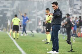 Gustavo Quinteros deja en el aire su continuidad como entrenador de Colo Colo
