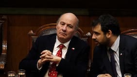 Gobierno se abre a legislar cambio al secreto bancario vía judicial tras reñida votación en el Senado y golpe al Tren de Aragua
