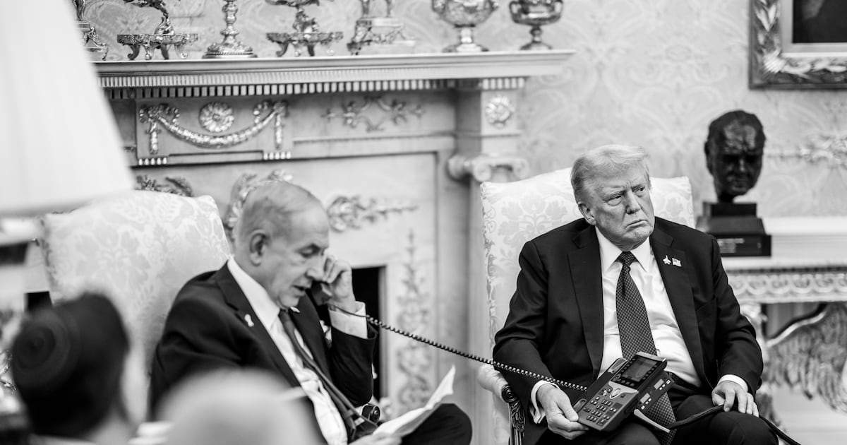 LÍDERES EN LA CÚSPIDE: Secretos de salud en guerra