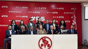 Partidos de oposición se reúnen para abordar megarreforma y califican escenario como “preocupante”