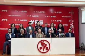 Partidos de oposición se reúnen para abordar megarreforma y califican escenario como “preocupante”