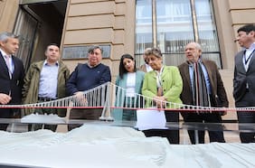 Gobierno destaca avance del Puente Chacao y MOP presenta comisión asesora para el proyecto más caro de la cartera