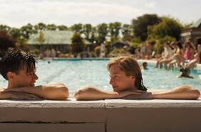 Película con Harry Styles y Emma Corrin obtiene premio en la antesala a su estreno