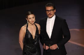 De una foto con Salma Hayek a su aparición estelar como presentador: así fue el paso de Pedro Pascal por los Oscar 2023