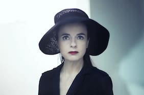 El libro recomendado: cuando Amélie Nothomb aprendió a volar