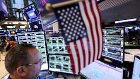 Los tres principales índices de Wall Street suben en el 2025 y anotan tres años consecutivos de ganancias