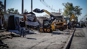 Delegado Durán sostiene que demolición del campamento Santa Marta se podría extender hasta el miércoles