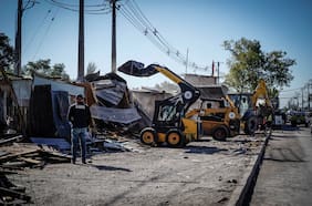 Delegado Durán sostiene que demolición del campamento Santa Marta se podría extender hasta el miércoles