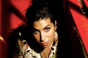 Padres de Amy Winehouse publican adelanto de sus diarios: “A veces me pongo violenta con los que amo”