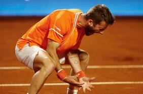 Para todos los gustos: el show de Corentin Moutet en la cara de Nicolás Jarry