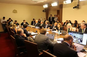 Gobierno sufre nuevo revés en su insistencia con levantar el secreto bancario