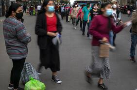 Economía peruana disminuyó su ritmo de contracción y cayó menos de lo esperado en agosto