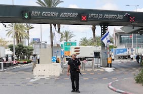 Estados Unidos autoriza la salida del “personal no esencial” de su Embajada en Israel por “riesgos de seguridad”